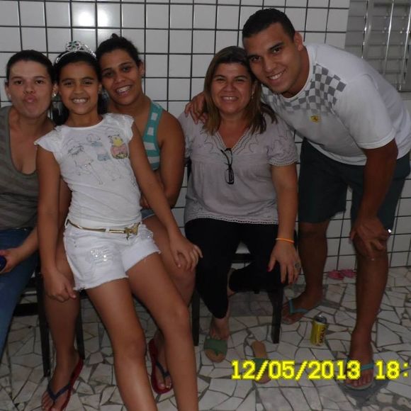 Meet your Posher, Cida pontes - Picture 1 of 1